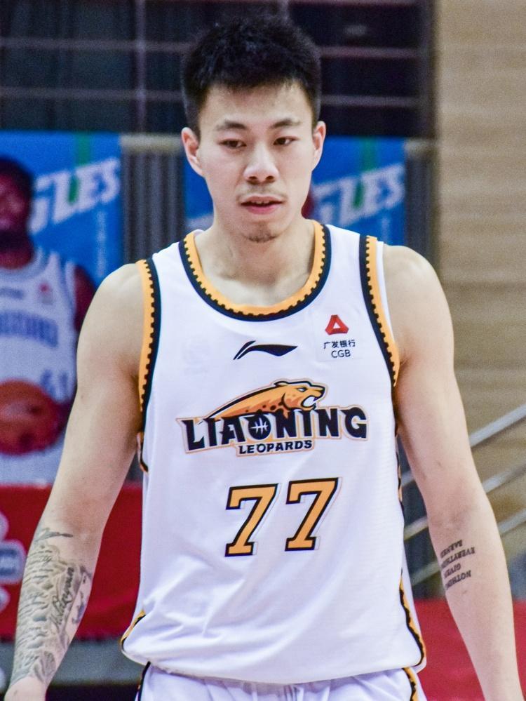 张镇麟到底是什么原因要选择离开辽篮？张镇麟终于说出三个原因