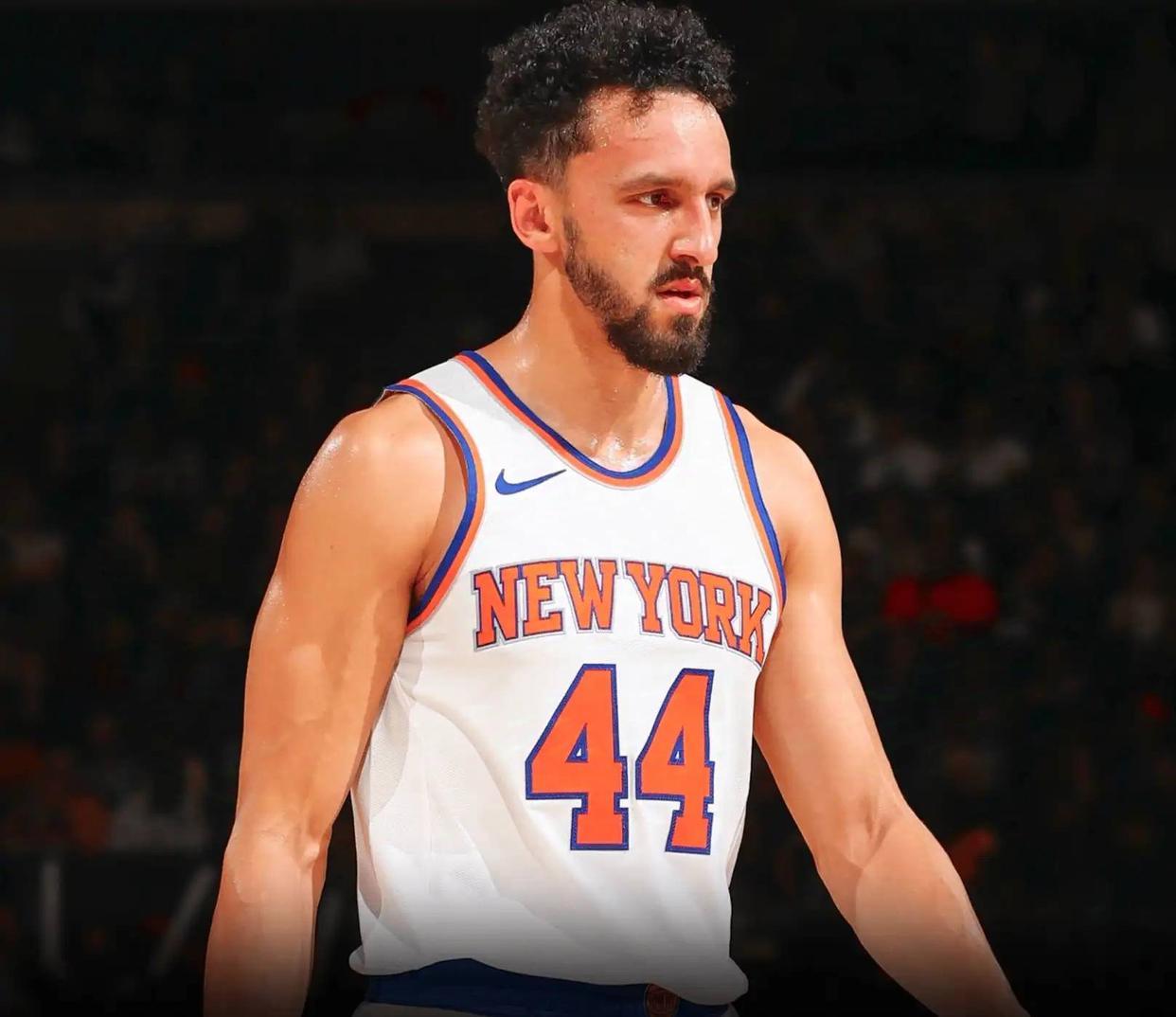 放弃西蒙斯、威少！尼克斯选择神射手，填补最后一个阵容名额